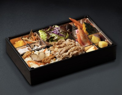 松茸＆A5和牛のすき焼きのおせち弁当【お茶付き】