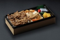 松茸＆特選A5和牛の炭焼きカルビ重【お茶付き】