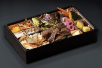 松茸＆A5希少部位みすじのおせち弁当【お茶付き】