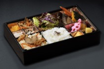 松茸おせち弁当【お茶付き】