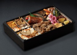 松茸＆炭焼きカルビ＆絶品うなぎ弁当【お茶付き】