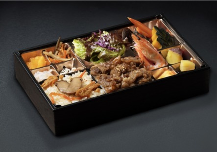 松茸＆A5炭焼きカルビのおせち弁当【お茶付き】