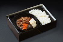 「加熱容器」A5ランク黒毛和牛のあつあつすき焼き弁当